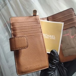 MICHAEL KORS WALLET